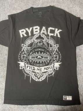 WWE Ryback Feed Me More Wrestling Graphic T-Shirt Large